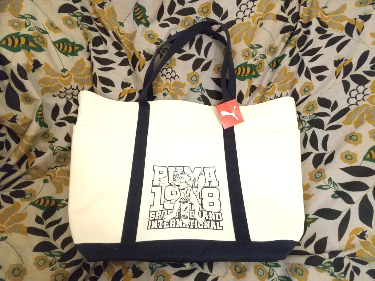 PUMAトートバッグ（中）未使用