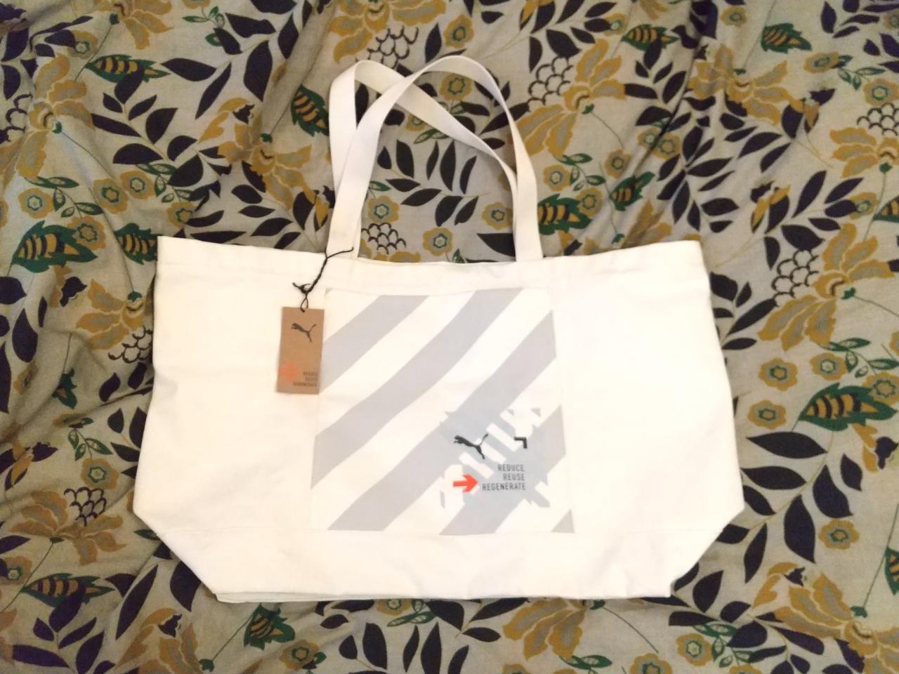 PUMAトートバッグ（大）未使用